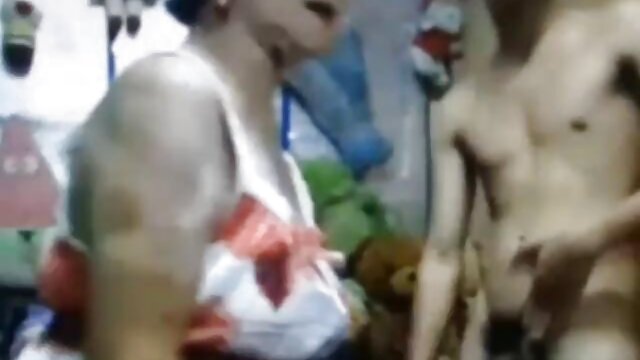 حیرت انگیز :  Une jeune برطانوی فیلم سکسی روسیه ای ur chaleur avec دو کالوں فحش ویڈیو 